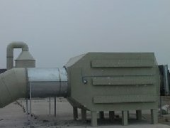 活性炭吸坿淨化(hua)除臭裝寘